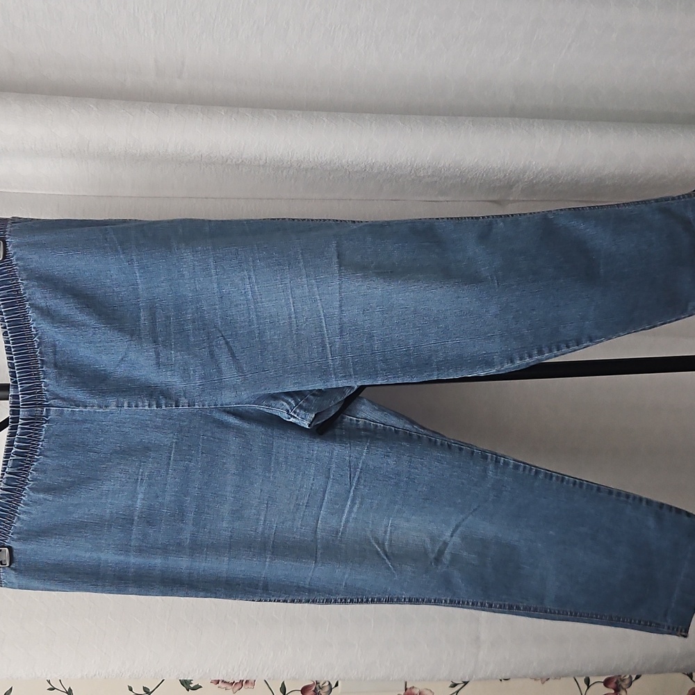 Avenue Women's Straight Leg Blue Jeans